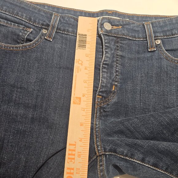 Levis Womens Jeans 415 Size 16W Blue Mid Rise Cotton Stretch Relaxed Bootcut - Picture 9 of 10